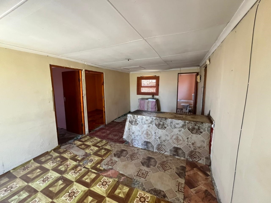 2 Bedroom Property for Sale in Kwazakhele Eastern Cape